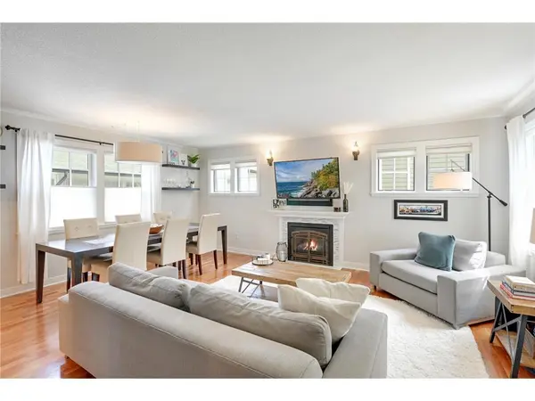 818 Main ST NE, Minneapolis, MN 55413