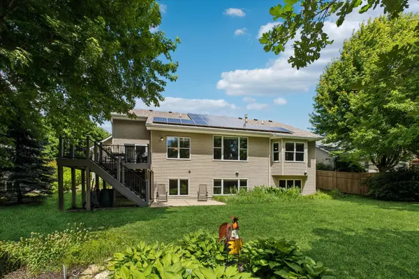 1105 Lupine DR, Northfield, MN 55057