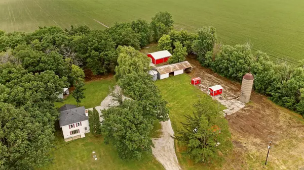 16310 750th ST, Hayfield, MN 55940