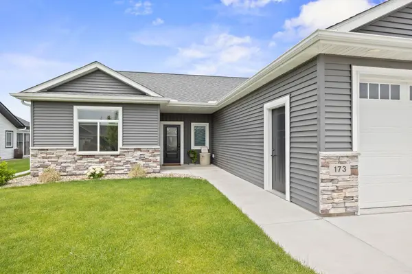 173 Eau Claire AVE SE, Hutchinson, MN 55350