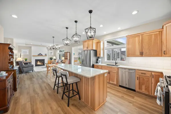 173 Eau Claire AVE SE, Hutchinson, MN 55350