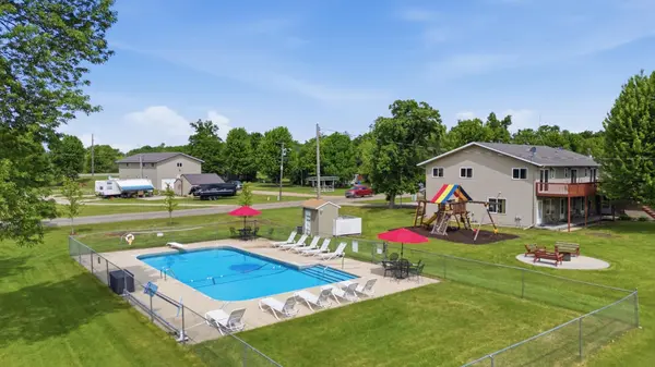 35686 Rush Lake Loop 16, Ottertail, MN 56571