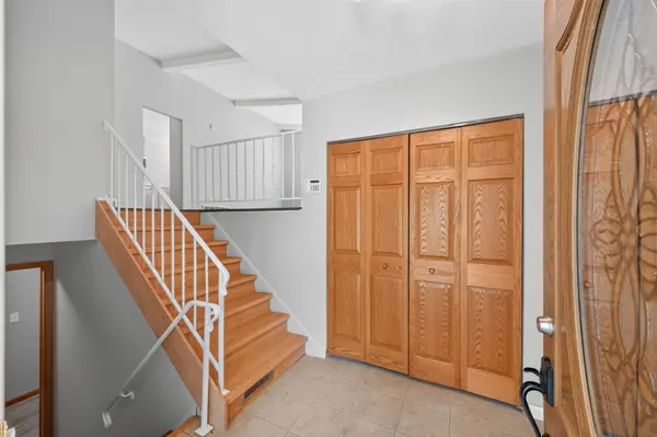 900 Evergreen TRL, Blaine, MN 55014