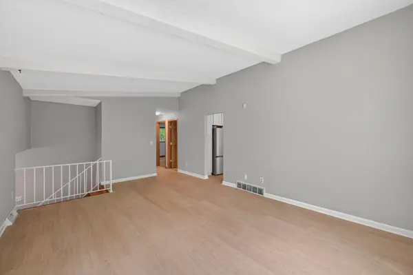 900 Evergreen TRL, Blaine, MN 55014