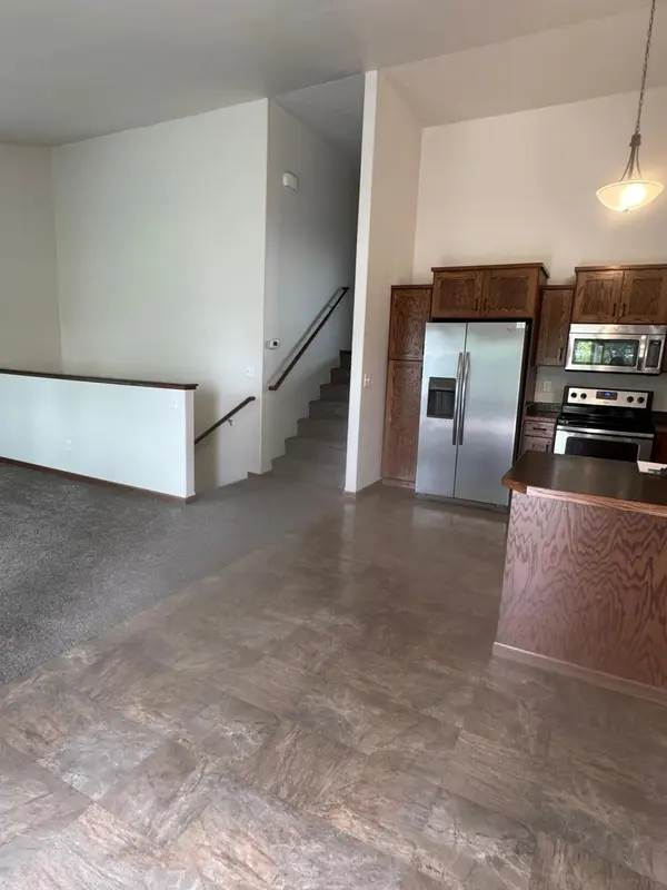 3619 15th ST S, Moorhead, MN 56560