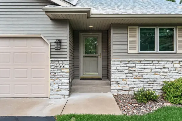466 Cedar CT, Taylors Falls, MN 55084