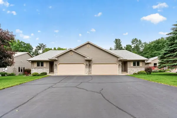 466 Cedar CT, Taylors Falls, MN 55084