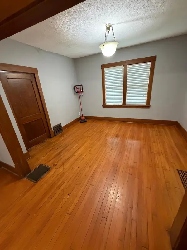643 Mound AVE, Mankato, MN 56001