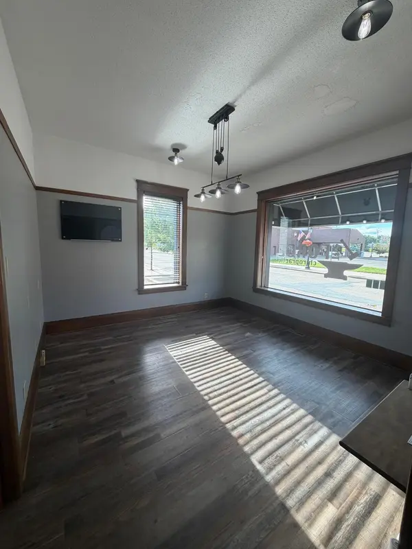 900 Main ST, Baldwin, WI 54002