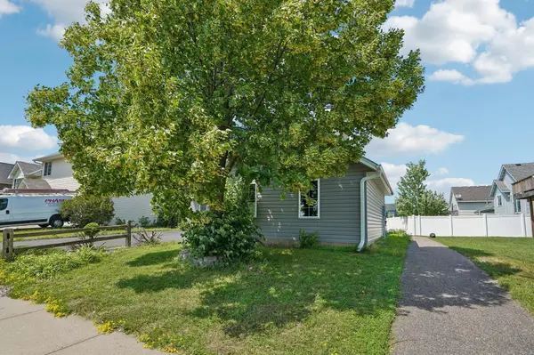 1113 Hickory ST, Farmington, MN 55024