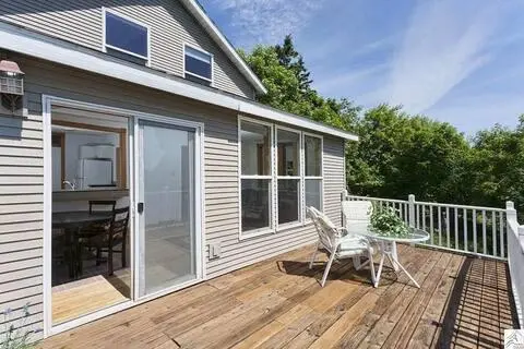 24 S Cascade ST, Duluth, MN 55806