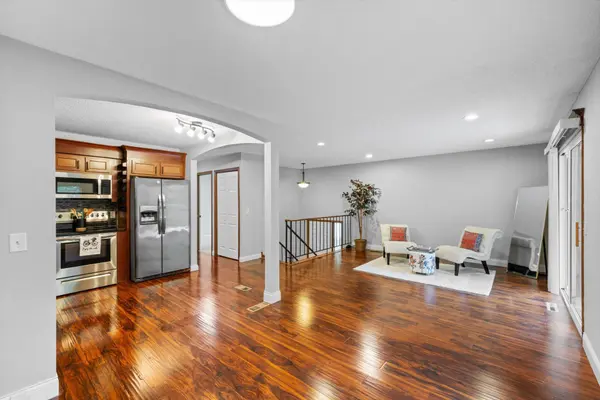 7405 Scot TER, Eden Prairie, MN 55346