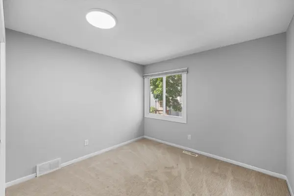 7405 Scot TER, Eden Prairie, MN 55346