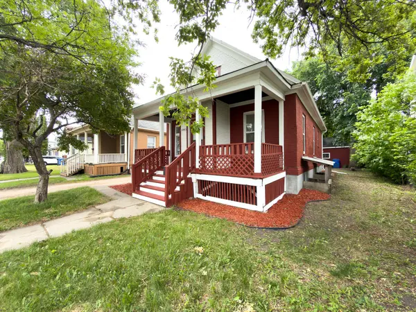 1346 1st AVE S, Fargo, ND 58103