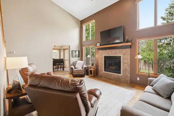 1576 La Mar DR, Mankato, MN 56003