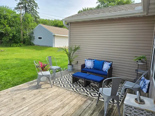 2011 Northwood DR, North Saint Paul, MN 55109