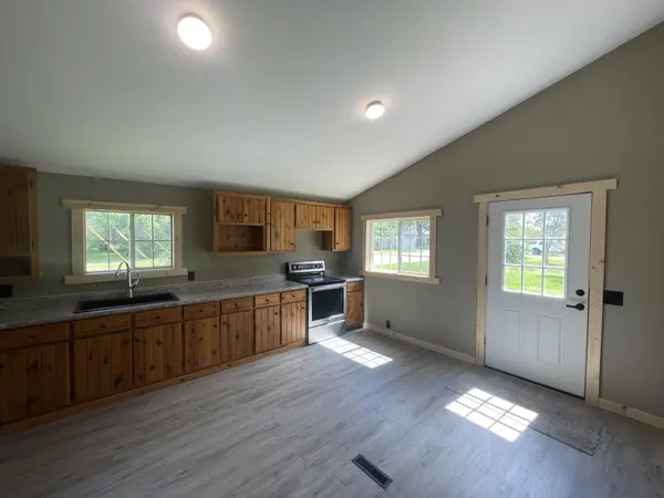 111 NW 1st AVE NW, Verndale, MN 56481