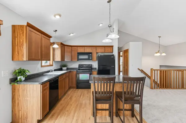 1536 Ponderosa LN, New Richmond, WI 54017