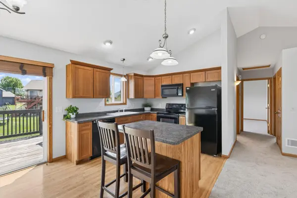 1536 Ponderosa LN, New Richmond, WI 54017