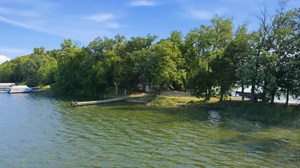 20927 Big Lake RD, Richmond, MN 56368