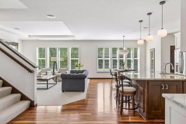 5 Deerwood LN N, Plymouth, MN 55441