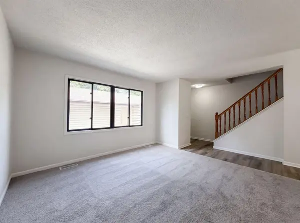 13637 Heather Hills DR, Burnsville, MN 55337