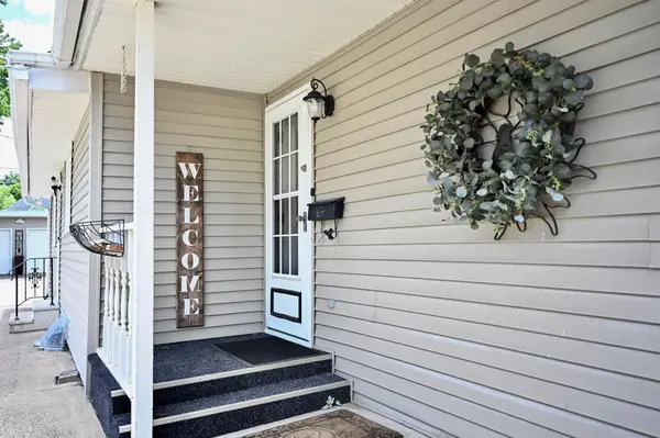 557 E 2nd ST, Winona, MN 55987
