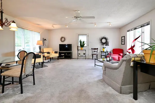557 E 2nd ST, Winona, MN 55987