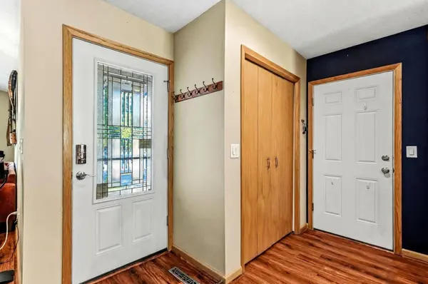 8594 Underwood LN N, Maple Grove, MN 55369