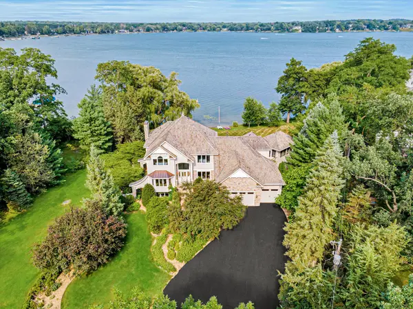 5312 Lexington AVE N, Shoreview, MN 55126