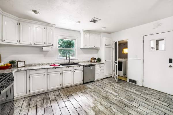23820 Main ST, Hampton, MN 55031