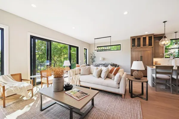 3061 Lake Shore BLVD, Minnetonka, MN 55391