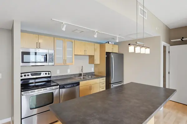 8161 33rd AVE S #804, Bloomington, MN 55425