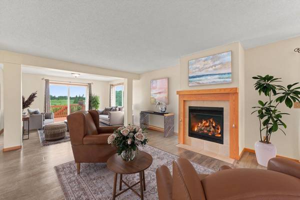 642 Union CT,  Cannon Falls,  MN 55009