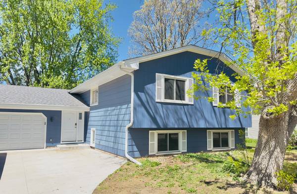 13024 Eldorado ST NE,  Blaine,  MN 55449
