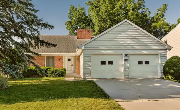 1230 4th ST NW, Rochester, MN 55901