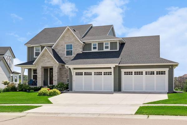 6288 Weston LN N, Maple Grove, MN 55311