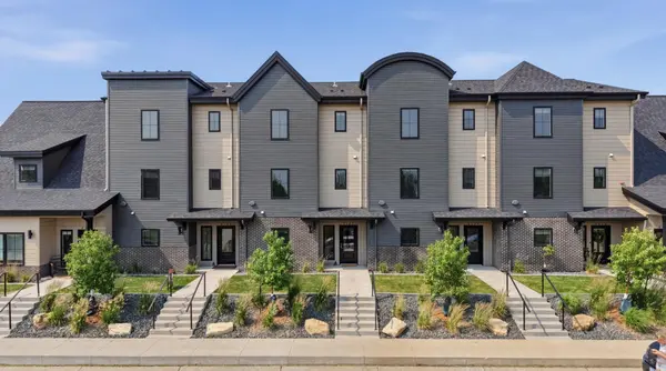 4160 Arthur DR S, Fargo, ND 58104