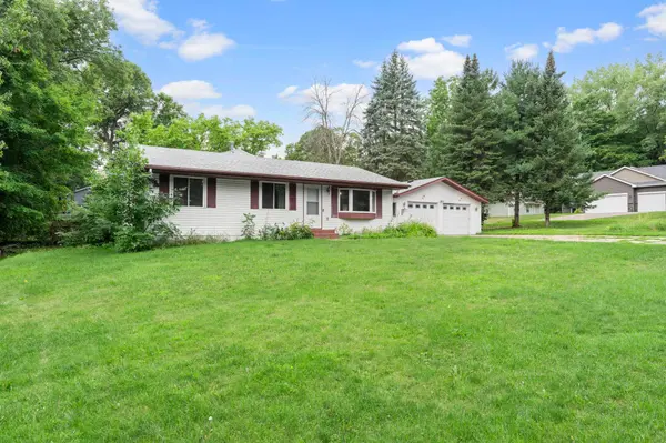 7611 229th ST N, Forest Lake, MN 55025