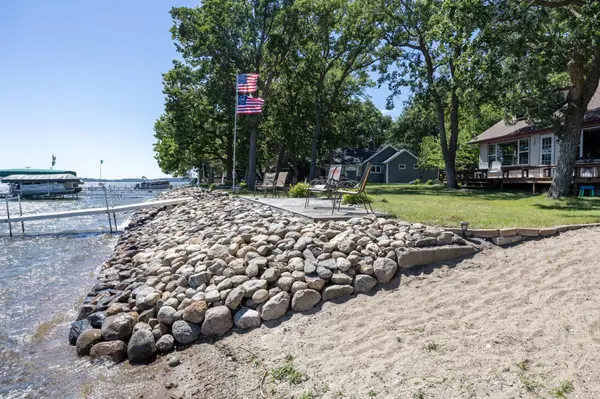 22548 Senns Beach DR, Detroit Lakes, MN 56501
