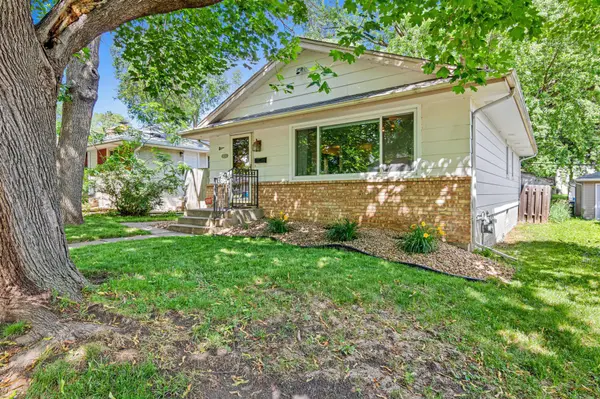 3236 N Indiana AVE N, Robbinsdale, MN 55422