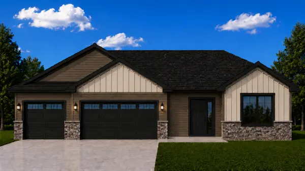 450 Stoneridge LN NE, Owatonna, MN 55060