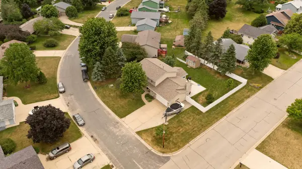 819 3 1/2 AVE NW, Byron, MN 55920