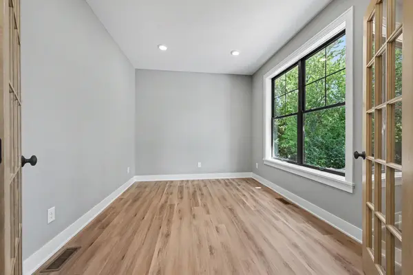4044 Merriam RD, Minnetonka, MN 55305