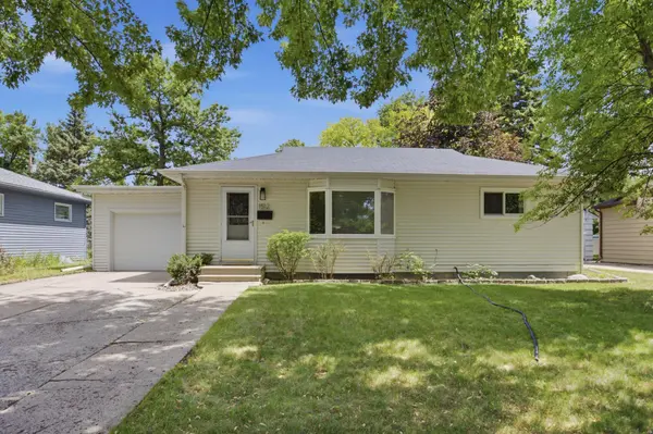 1512 17th ST S, Moorhead, MN 56560