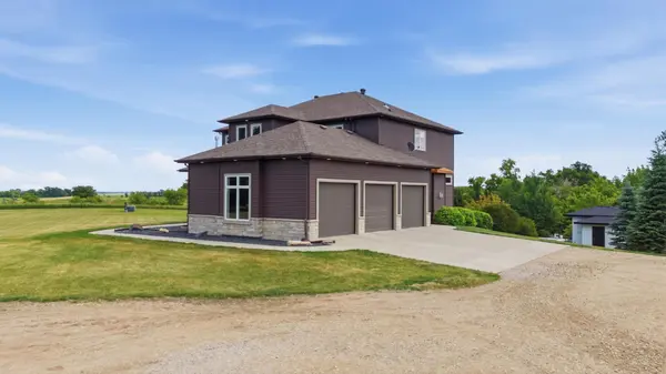 15792 Highway 46, Kindred, ND 58051