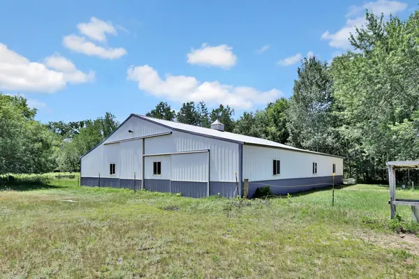 22513 Sunrise RD NE, Stacy, MN 55079