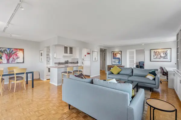 410 Groveland AVE #602, Minneapolis, MN 55403