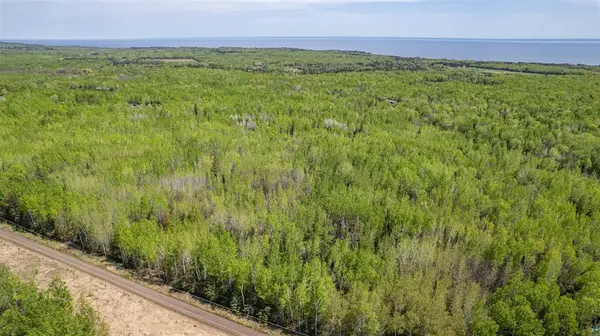XXX2 Wildwood RD, Duluth, MN 55804