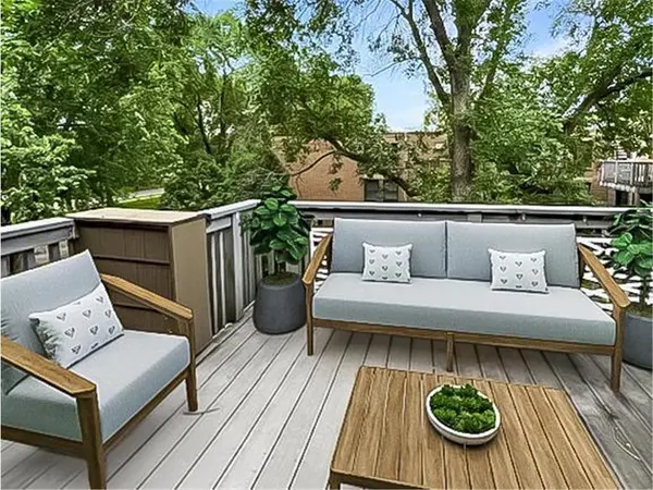 2800 Hamline AVE N #332, Roseville, MN 55113